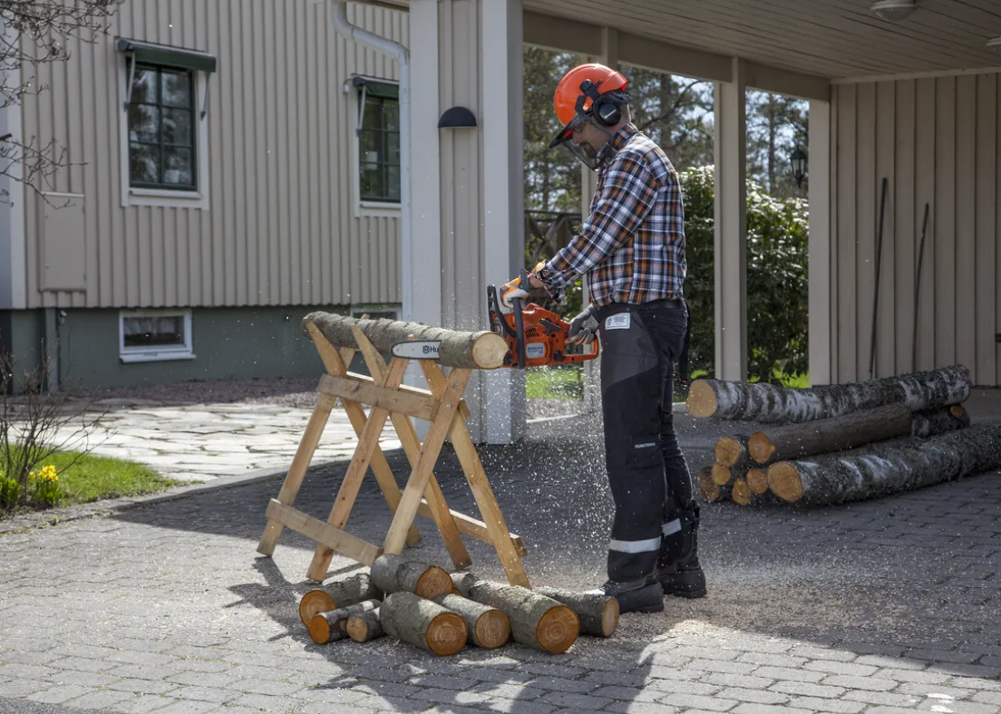 Tronçonneuse Husqvarna 120 Mark II - 3/8 mini - 1,3mm - Guide 35cm - 38 cm3 - 4,8 kg
