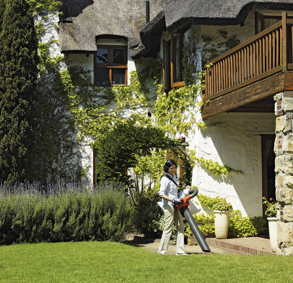 Souffleur aspirateur broyeur Husqvarna 125BVx - 28 cm3 - 4,4 kg - Débit air max 799 m3/h