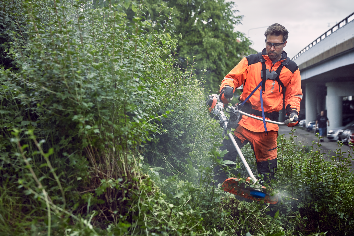Débroussailleuse professionnelle à batterie Husqvarna 535iRX