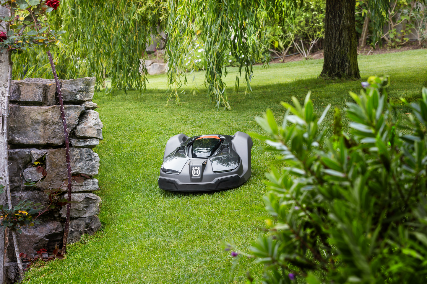 Robot tondeuse Husqvarna Automower 450X - Surface max 5000m2 - Pente max 45%