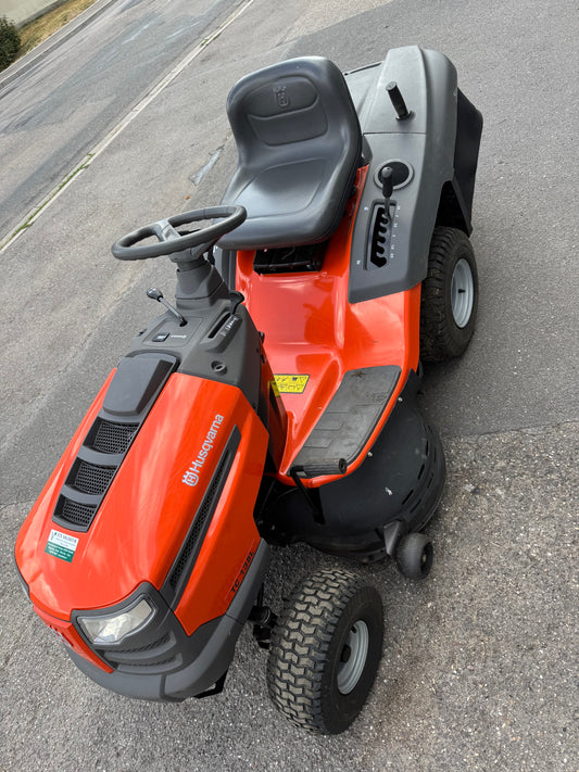 Tracteur tondeuse Husqvarna TC138L - OCCASION
