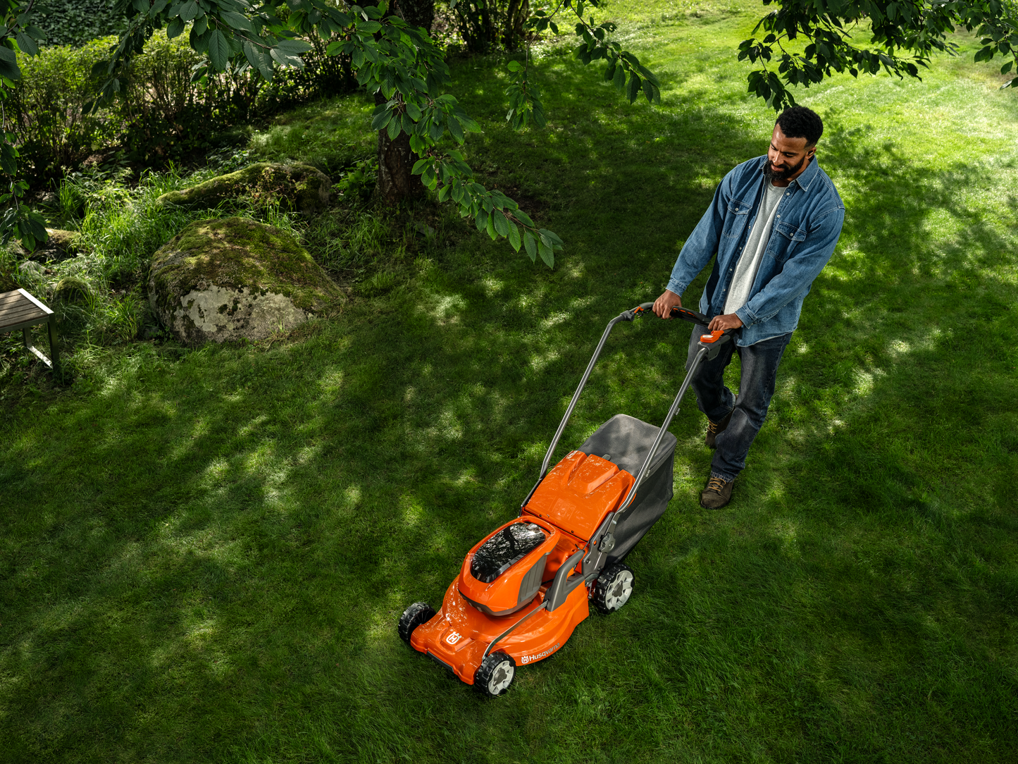 Tondeuse à batterie Husqvarna LC347iVX pack avec batterie 40-B140 + chargeur 40-C80