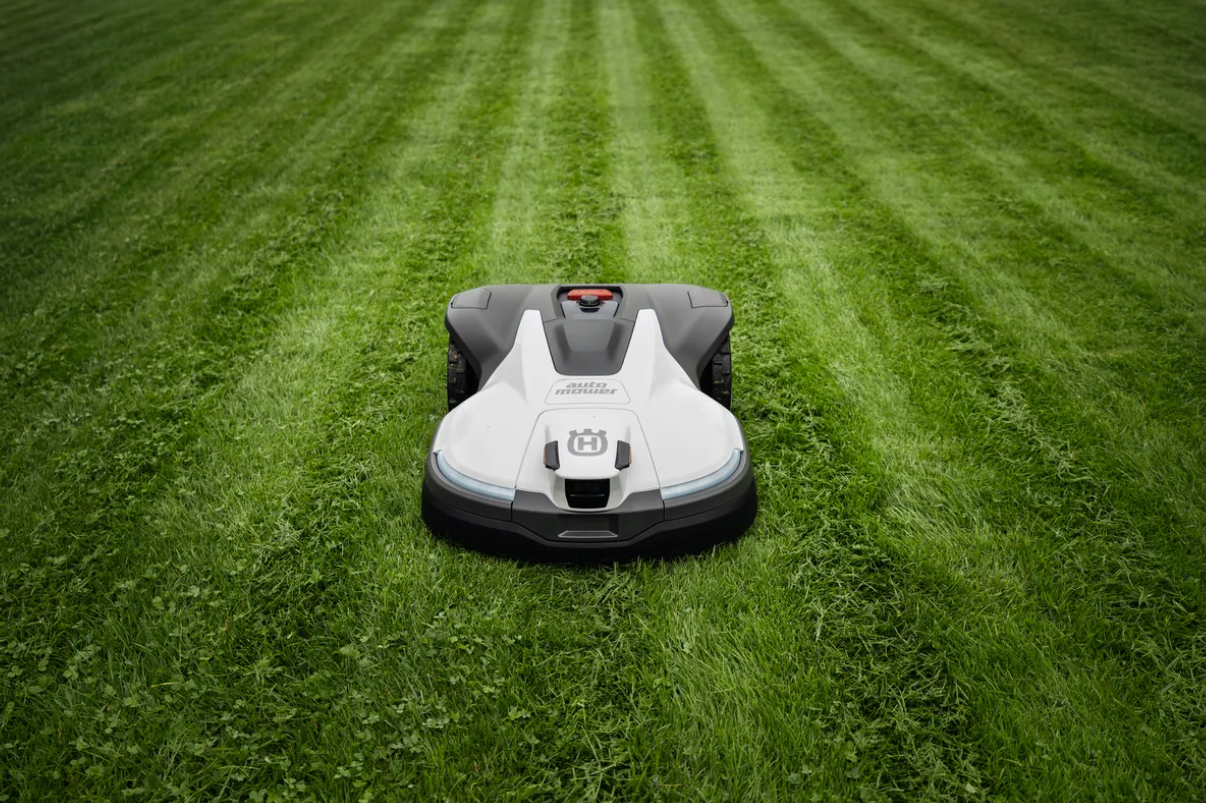 Robot tondeuse Husqvarna Automower 430V - Surface max 4800m² - Pente max 50%