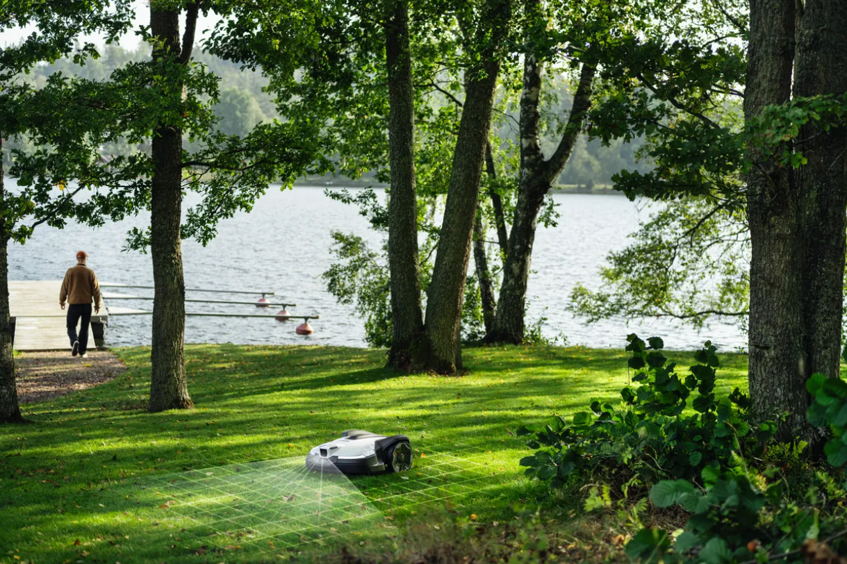 Robot tondeuse Husqvarna Automower 450V - Surface max 7500m² - Pente max 50%