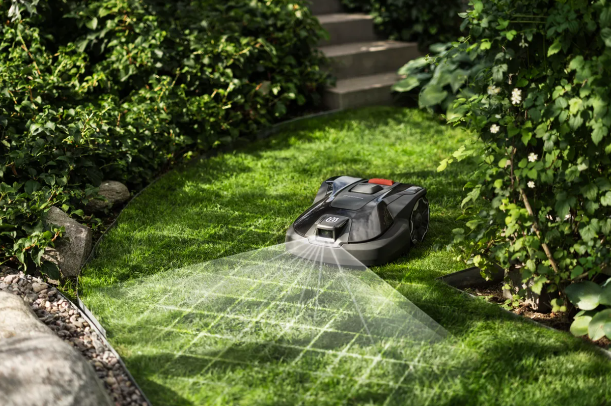 Robot tondeuse Husqvarna Automower 312V - Surface max 1200m² - Pente max 40% (22°)