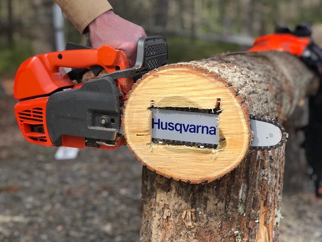 Tronçonneuse élagueuse Husqvarna T525 – 3/8 mini - 1,3mm - Guide 25cm - 27 cm3 - 2,7 kg